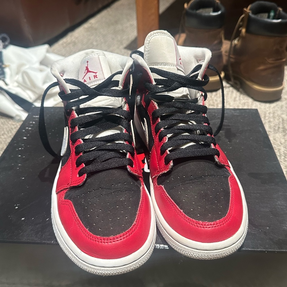 Air Jordan 1s “Mid Chicago Black”